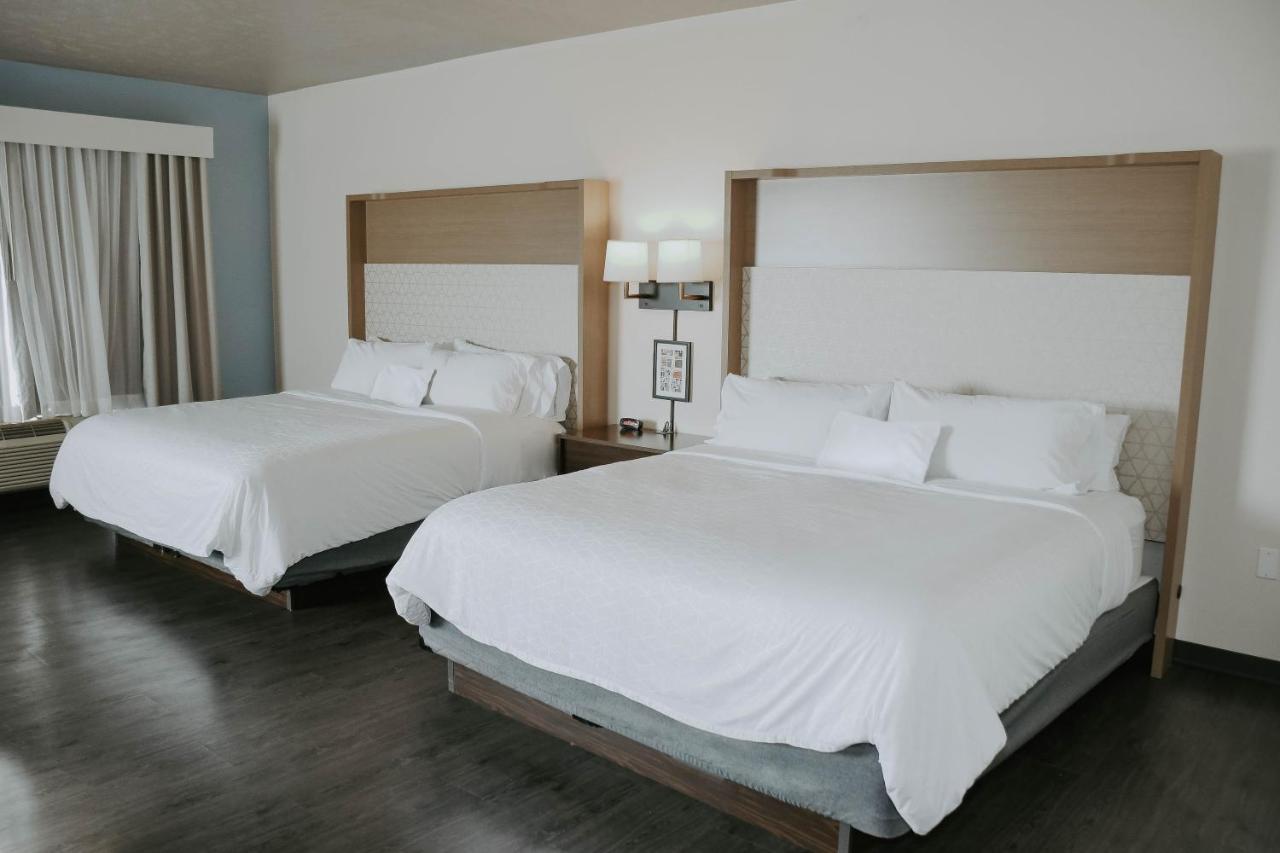 Holiday Inn Omaha Downtown - Waterpark By Ihg Экстерьер фото
