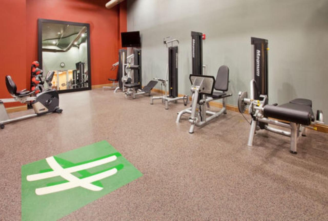 Holiday Inn Omaha Downtown - Waterpark By Ihg Экстерьер фото