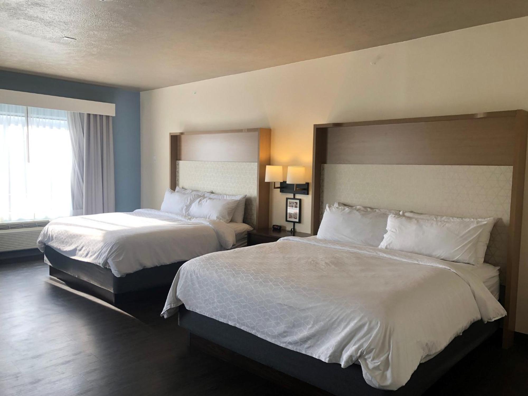 Holiday Inn Omaha Downtown - Waterpark By Ihg Экстерьер фото