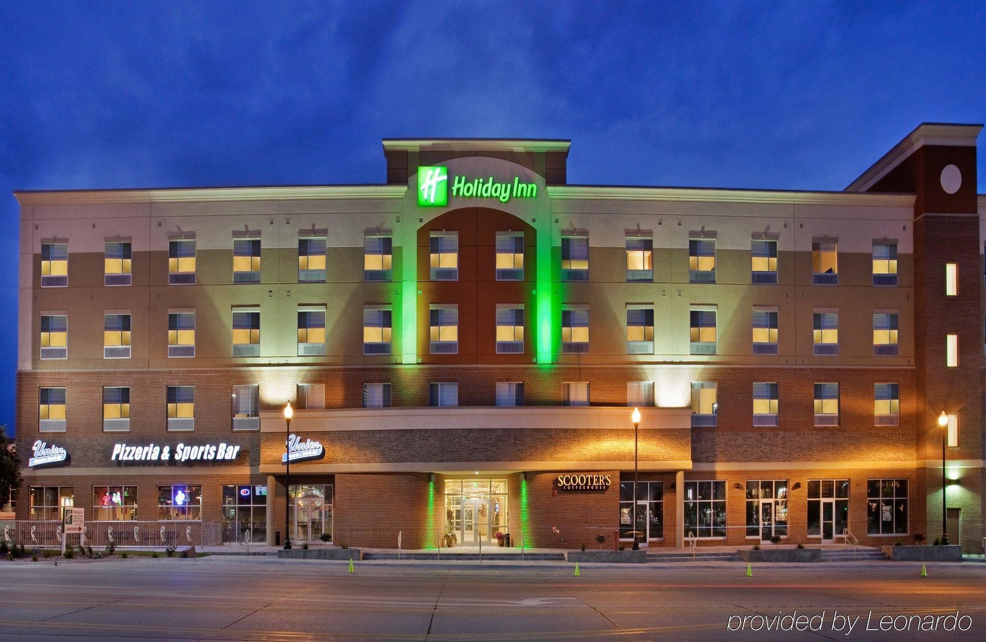 Holiday Inn Omaha Downtown - Waterpark By Ihg Экстерьер фото